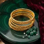 Artisan Gilded Texture Set – 6-Piece Hammered Gold-Finish Bangle Stack