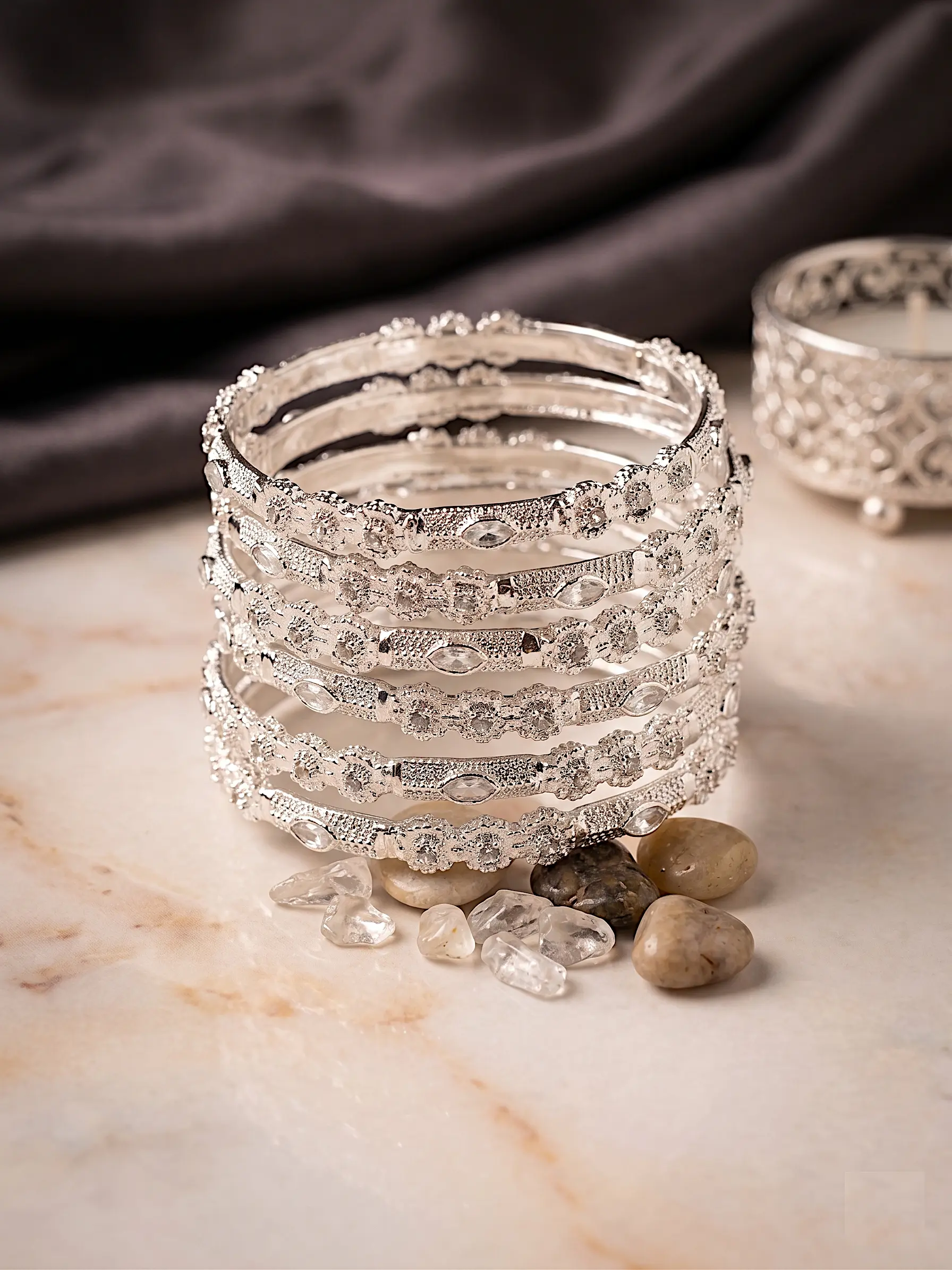 Moonlit Frost Bangle Set – 6-Piece Textured Silver-Finish Bangle Stack