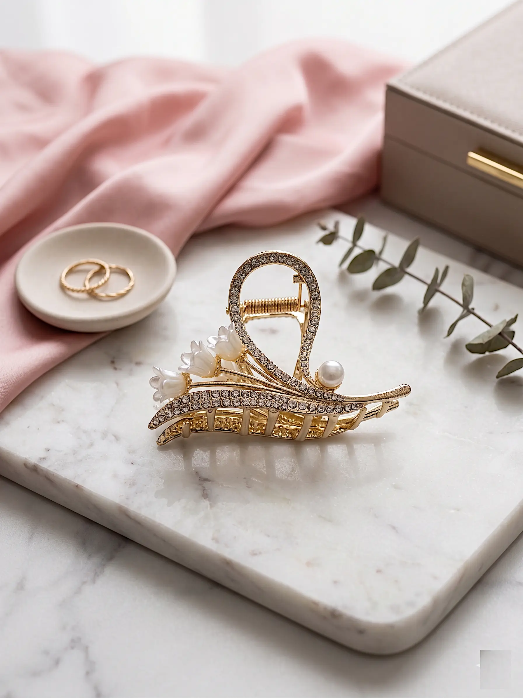 Flora & Bow Crystal Hair Claw – Premium Gold-Finish Butterfly Clip with Lily Accents
