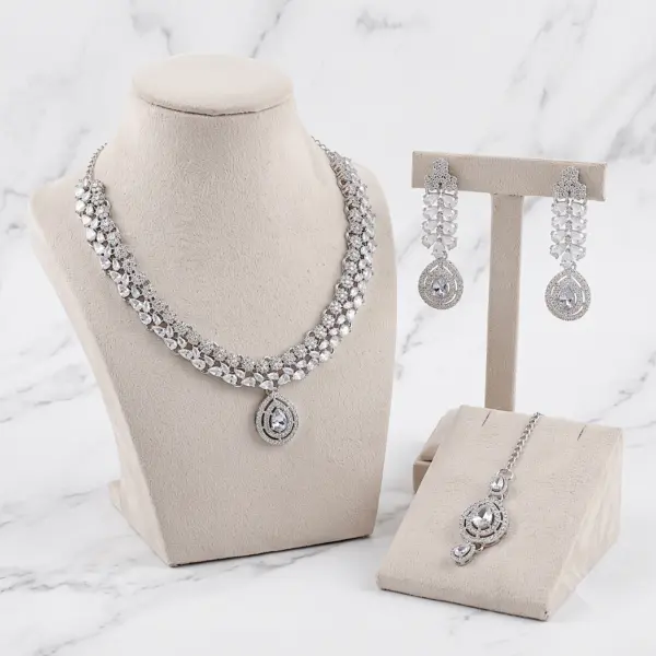 Silver Crystal Jewelry Set
