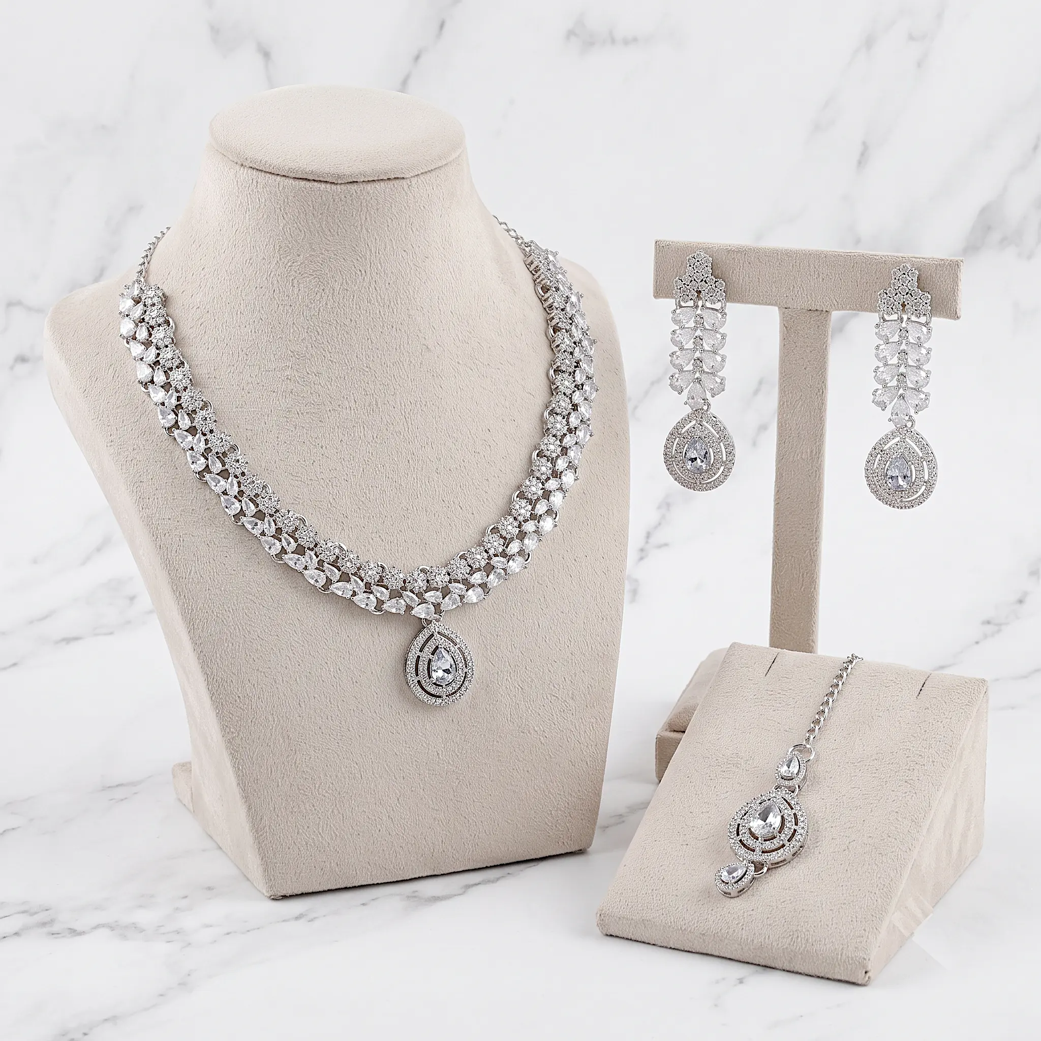 Silver Crystal Jewelry Set