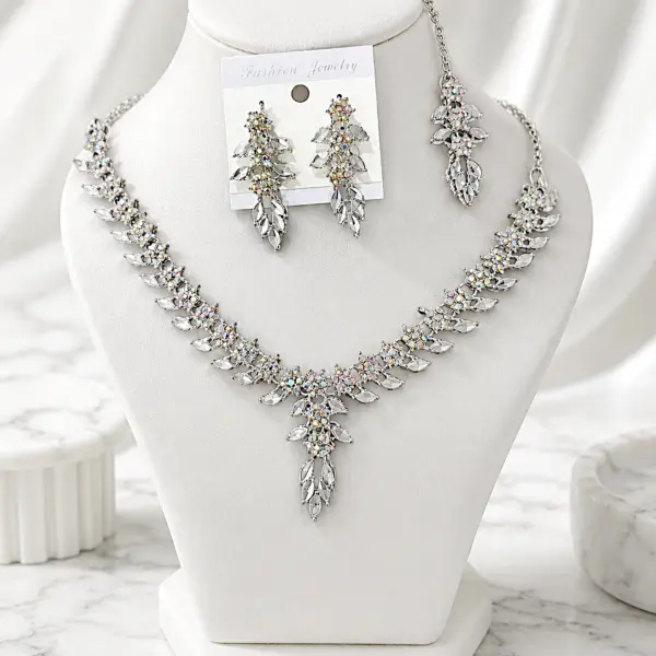 Aurora Crystal Leaf Jewelry Set
